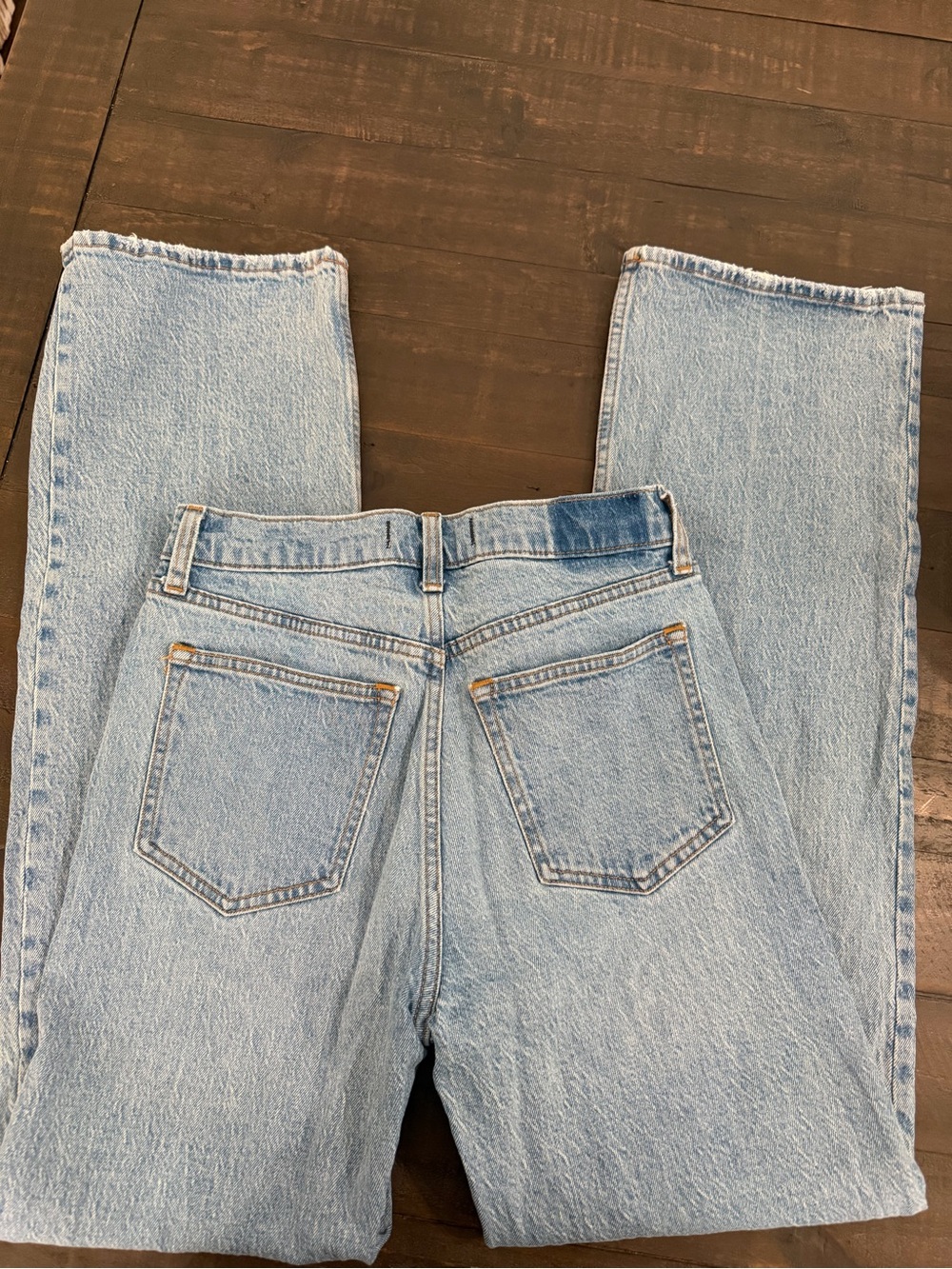 A&F 90’s Relaxed Light Blue Women's High-Rise Jeans